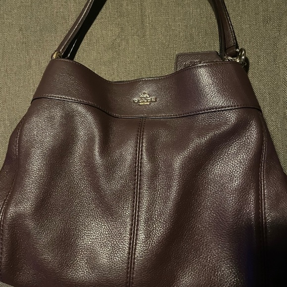 Coach pebble leather signature Lexi chain shoulder bag - oxblood - Picture 2 of 9